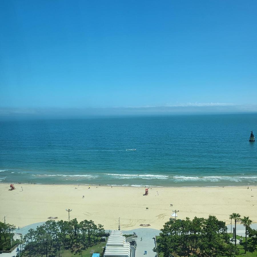 Toyoko Inn Busan Haeundae 2 Екстер'єр фото