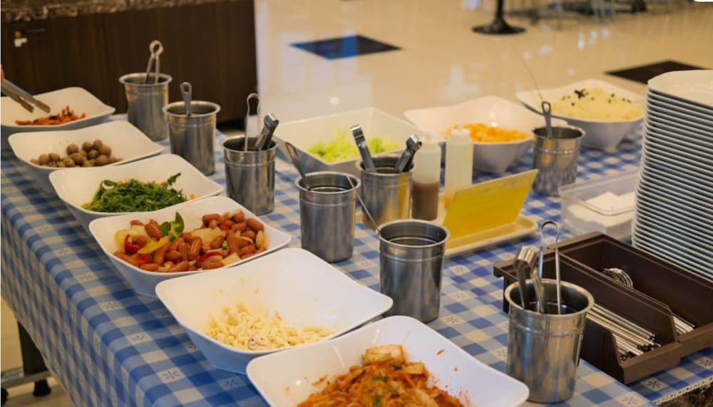 Toyoko Inn Busan Haeundae 2 Екстер'єр фото