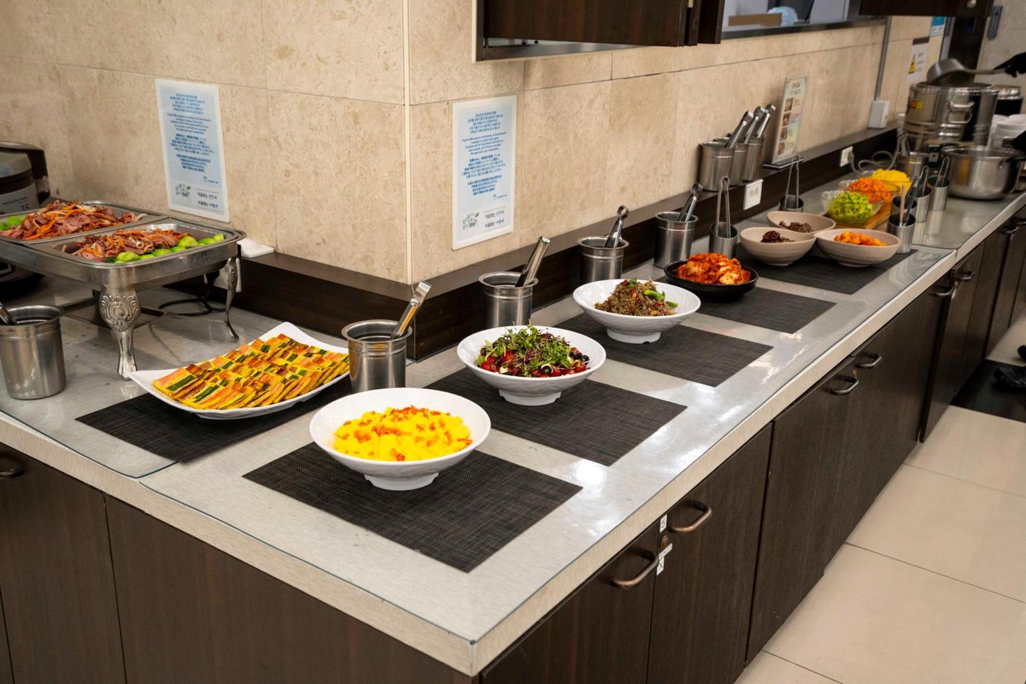 Toyoko Inn Busan Haeundae 2 Екстер'єр фото