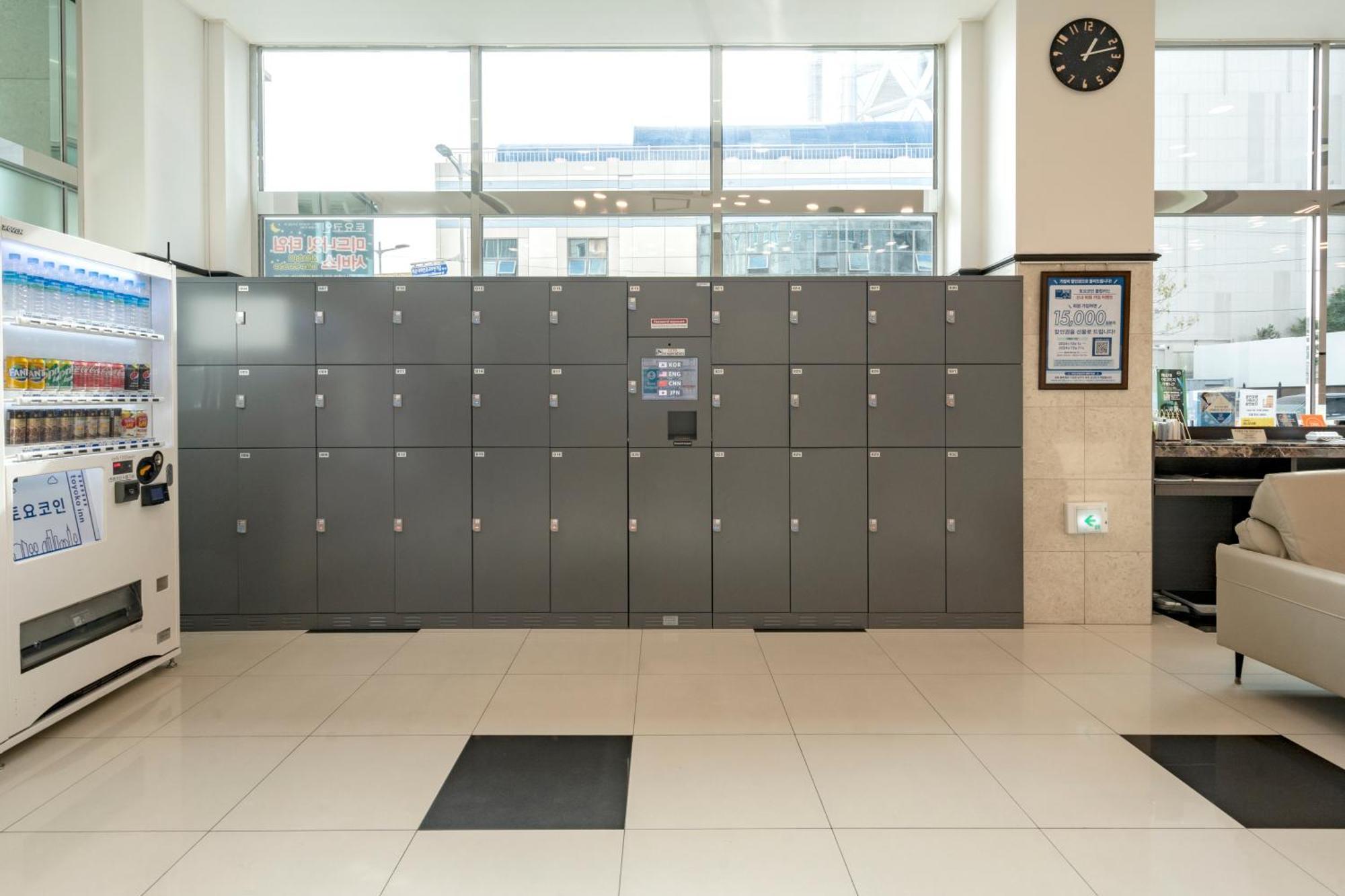Toyoko Inn Busan Haeundae 2 Екстер'єр фото